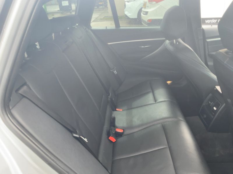 BMW 3er 318i M Sport Shadow 2019 – снимка 19