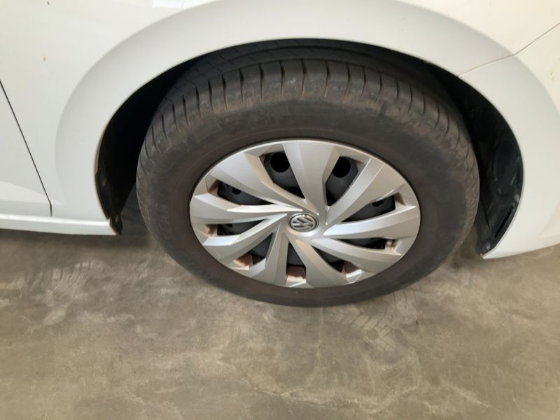 Volkswagen Polo 1.6 TDI Comfortline 2018 – снимка 11