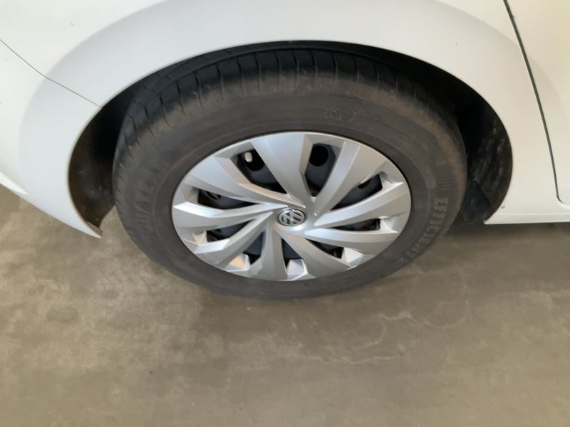 Volkswagen Polo 1.6 TDI Comfortline 2018 – снимка 9