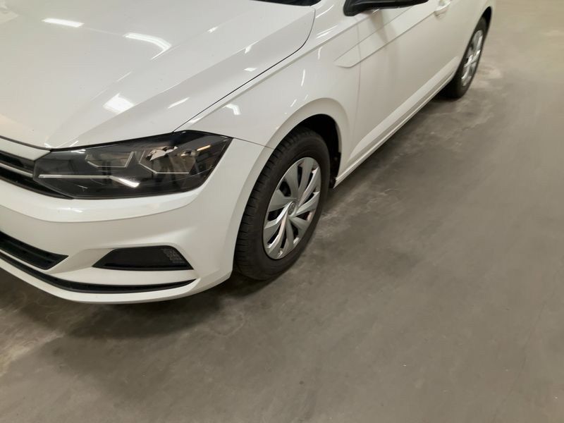 Volkswagen Polo 1.6 TDI Comfortline 2018 – снимка 2