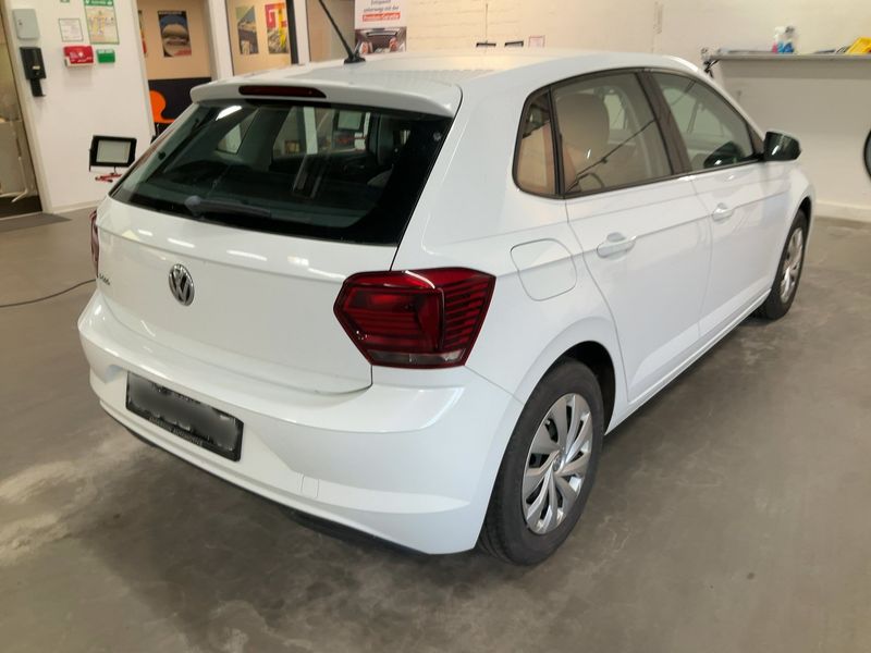 Volkswagen Polo 1.6 TDI Comfortline 2018 – снимка 8