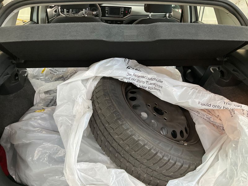 Volkswagen Polo 1.6 TDI Comfortline 2018 – снимка 15