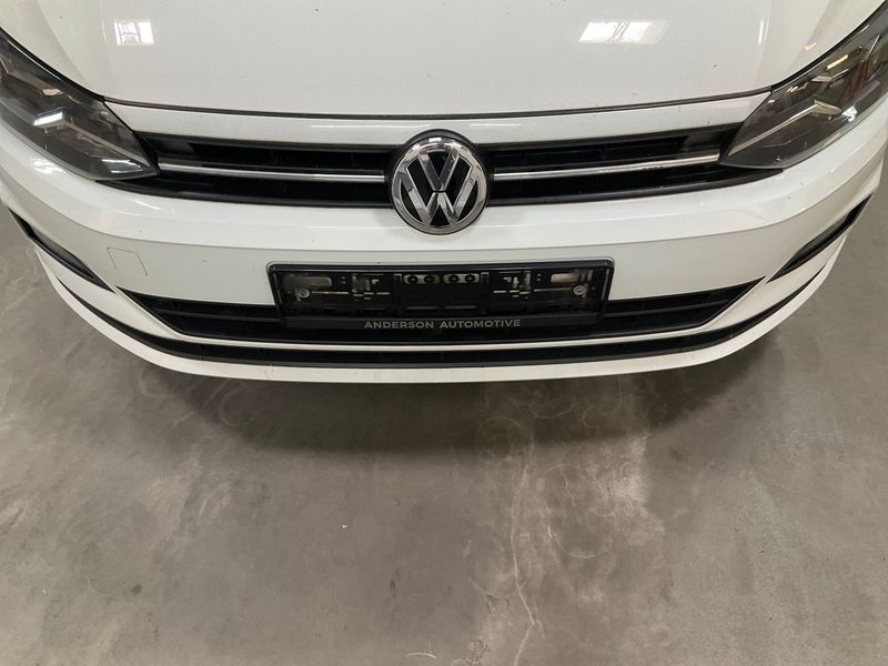 Volkswagen Polo 1.6 TDI Comfortline 2018 – снимка 24