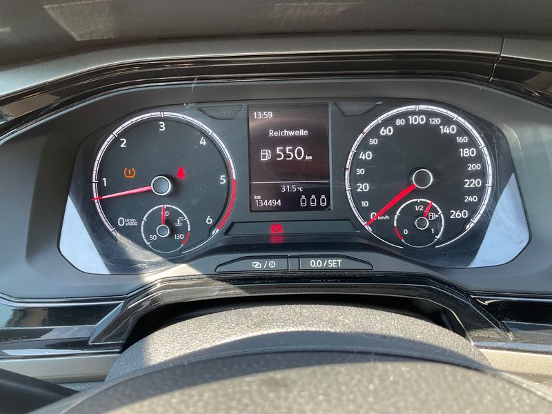 Volkswagen Polo 1.6 TDI Comfortline 2018 – снимка 19