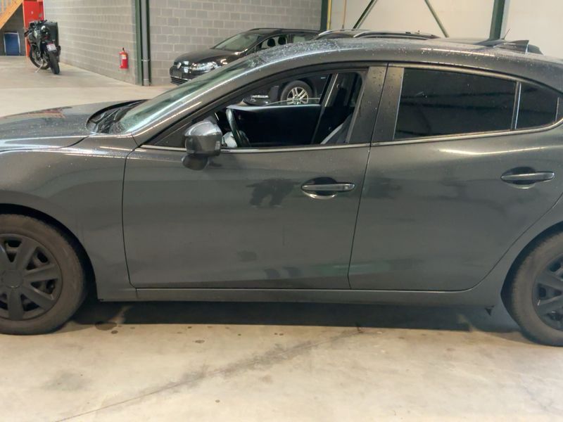 Mazda 3 2.0 Nakama 2016 – снимка 4