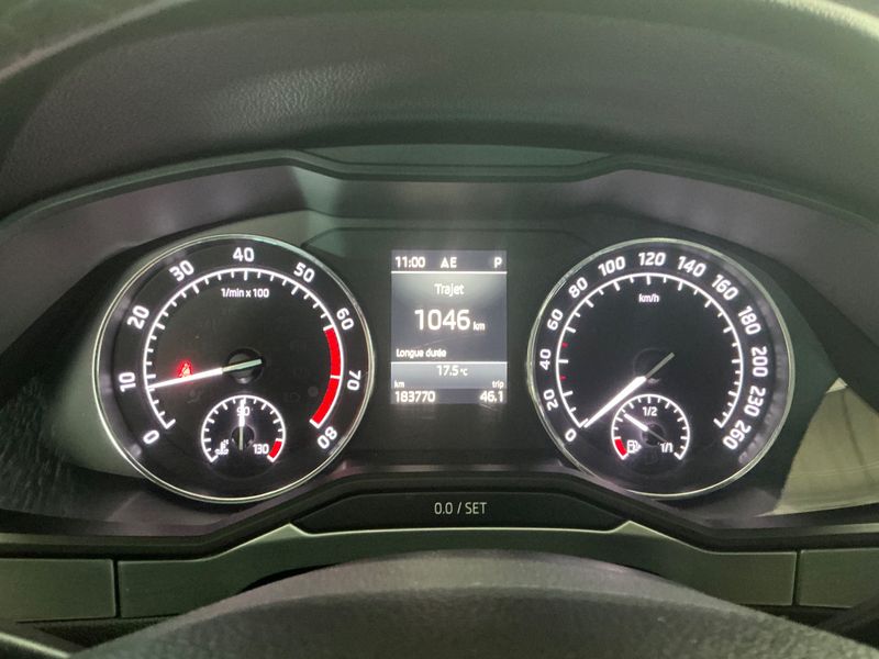 Skoda Superb 1.5 TSI ACT Business 2019 – снимка 18
