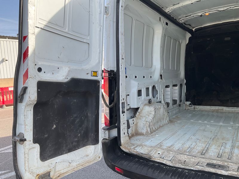 Ford Transit 2.0 TDCi 350 L2 Trend 2024 – снимка 38