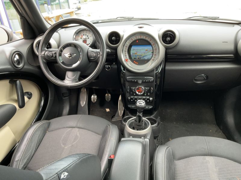 MINI Countryman Cooper SD ALL4 2011 – снимка 17
