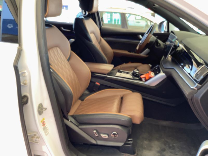 BYD Tang electric drive 380 kW Flagship 4WD 2023 – снимка 16