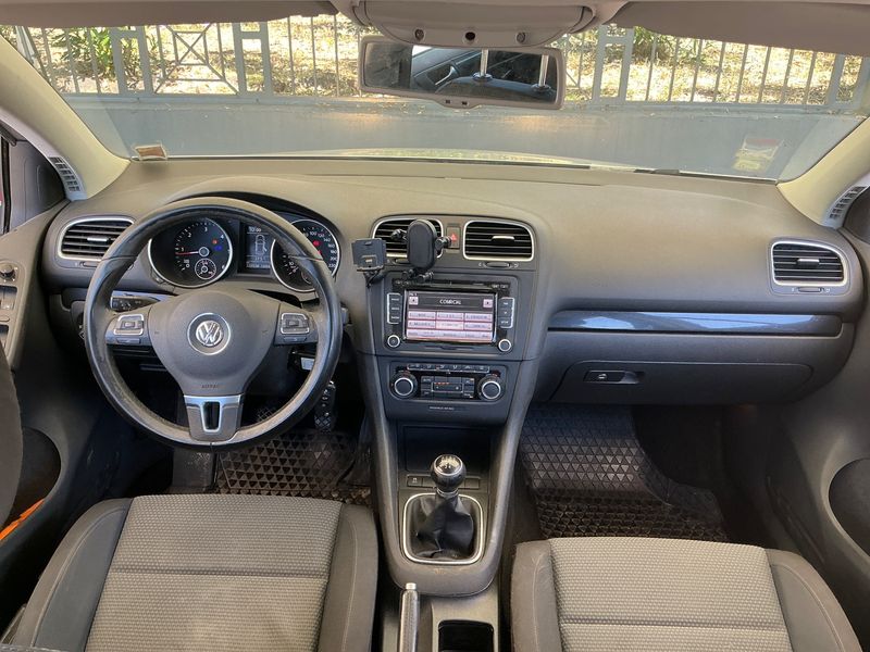 Volkswagen Golf VI 1.6 TDI Comfortline 2010 – снимка 12