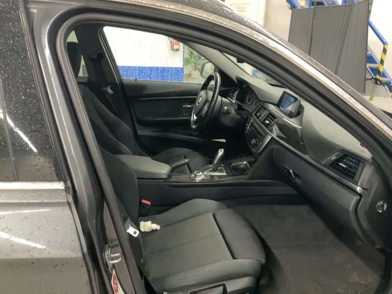 BMW 3er 320d 2015 – снимка 11