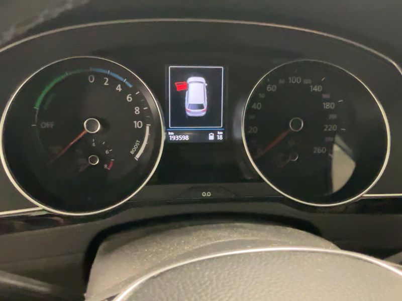 Volkswagen Passat 1.4 GTE 2016 – снимка 19
