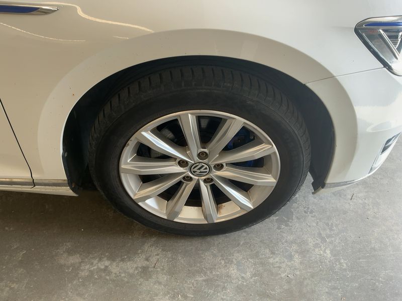 Volkswagen Passat 1.4 GTE 2016 – снимка 11