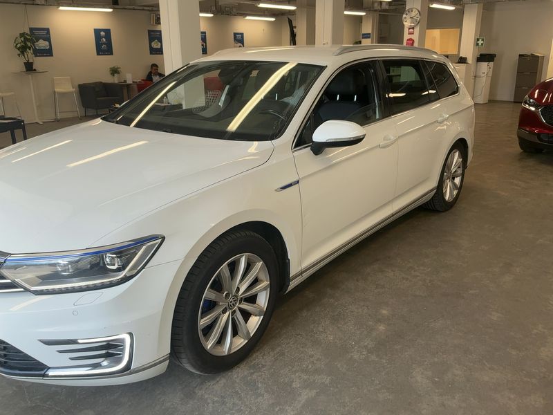 Volkswagen Passat 1.4 GTE 2016 – снимка 1