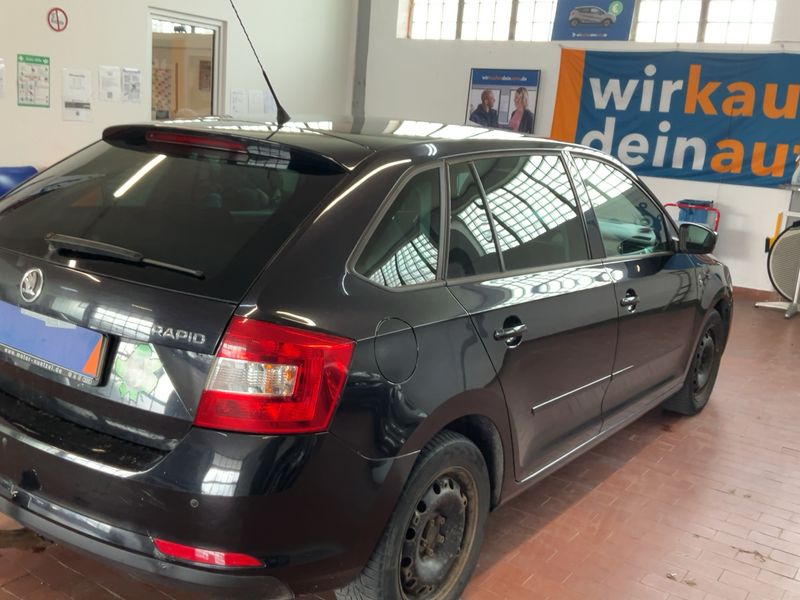 Skoda Rapid Spaceback 1.2 TSI Elegance 2014 – снимка 8