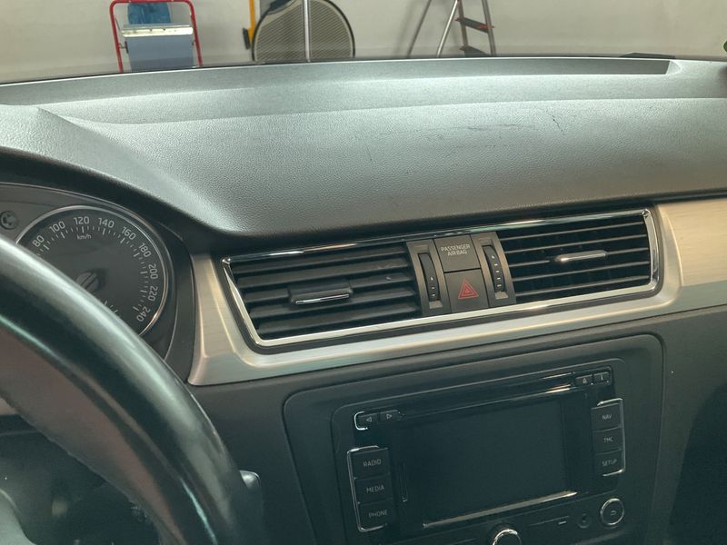 Skoda Rapid Spaceback 1.2 TSI Elegance 2014 – снимка 30