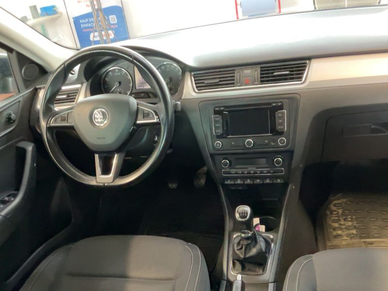 Skoda Rapid Spaceback 1.2 TSI Elegance 2014 – снимка 17