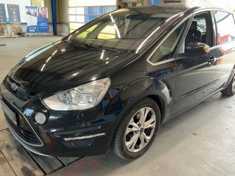 Ford S-Max 2.2 TDCi Titanium 2013 – снимка 2