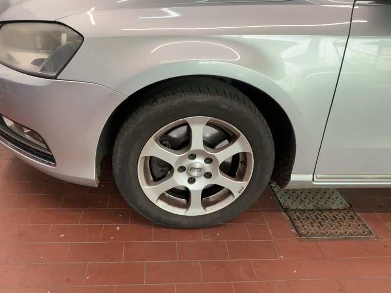 Volkswagen Passat 2.0 TDI Comfortline BlueMotion Tech 2012 – снимка 3