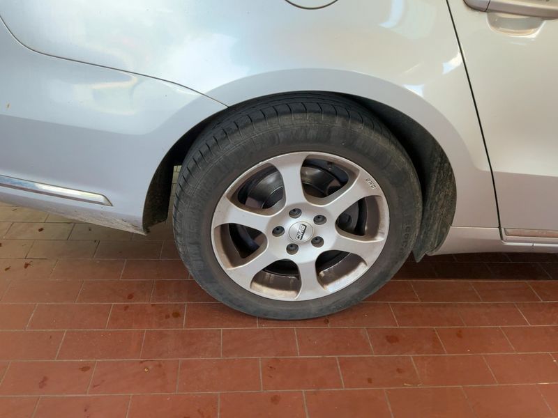 Volkswagen Passat 2.0 TDI Comfortline BlueMotion Tech 2012 – снимка 9