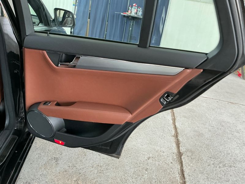 Mercedes-Benz C-Klasse C 320 CDI T Avantgarde 2008 – снимка 31