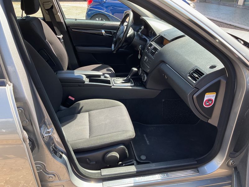 Mercedes-Benz C-Klasse C 220 CDI T BlueEfficiency Classic 2011 – снимка 3