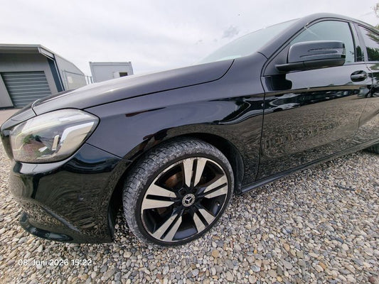 Mercedes-Benz A-Klasse A 200 CDI 4Matic Urban 2017 – снимка 2
