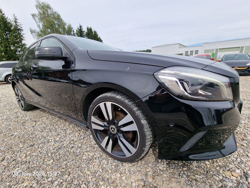 Mercedes-Benz A-Klasse A 200 CDI 4Matic Urban 2017 – снимка 12