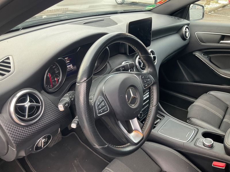 Mercedes-Benz A-Klasse A 200 CDI 4Matic Urban 2017 – снимка 24