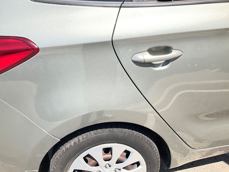 Kia Carens 1.6 GDI Concept 2015 – снимка 22