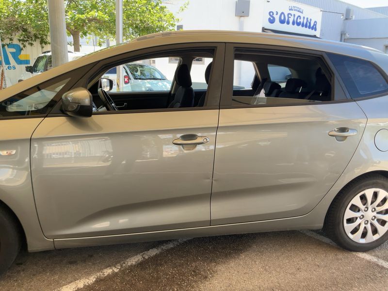 Kia Carens 1.6 GDI Concept 2015 – снимка 4