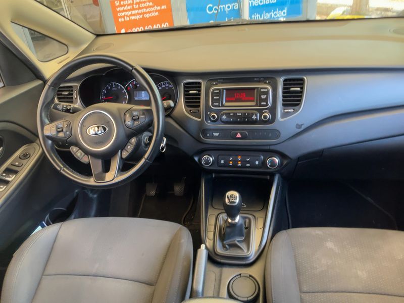Kia Carens 1.6 GDI Concept 2015 – снимка 17
