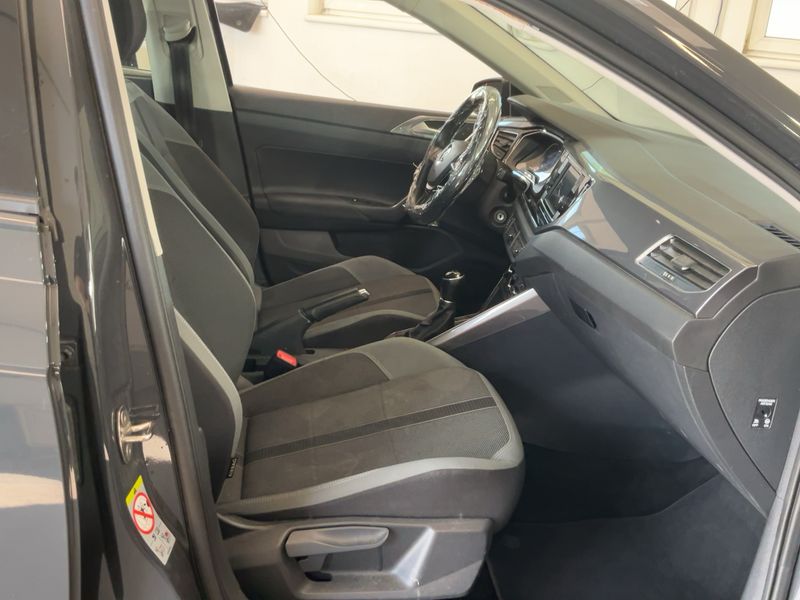 Volkswagen Polo 1.6 TDI Highline 2018 – снимка 16