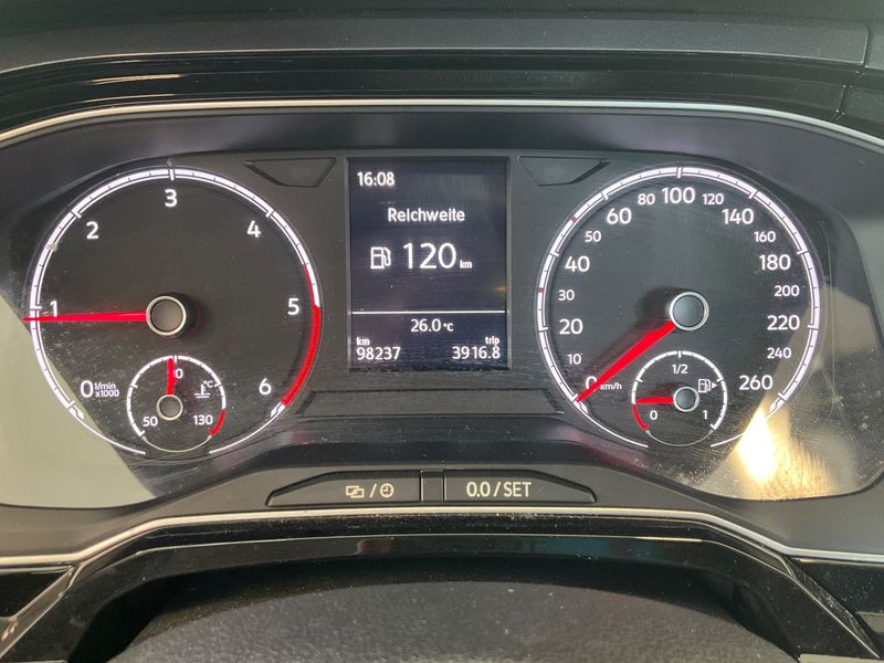 Volkswagen Polo 1.6 TDI Highline 2018 – снимка 18