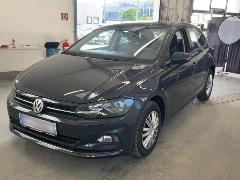 Volkswagen Polo 1.6 TDI Highline 2018 – снимка 1