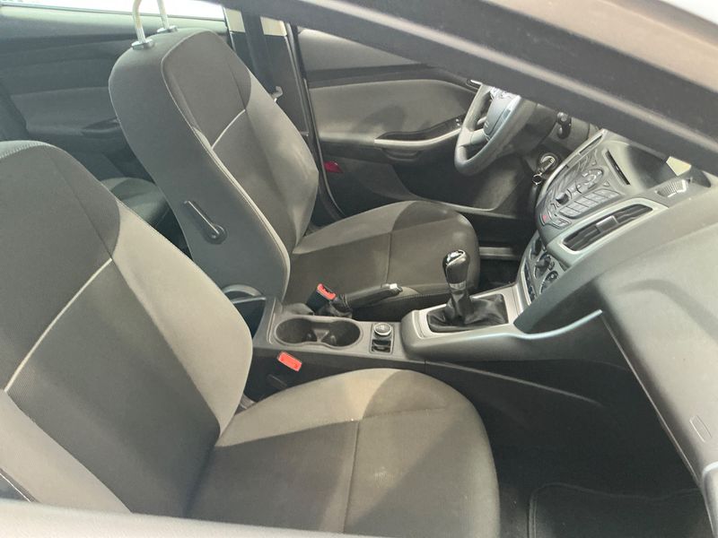 Ford Focus 1.0 EcoBoost Trend 2014 – снимка 3