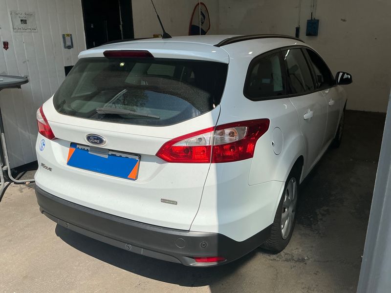 Ford Focus 1.0 EcoBoost Trend 2014 – снимка 2