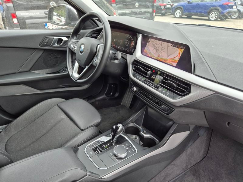 BMW 1er 116i Advantage 2024 – снимка 6