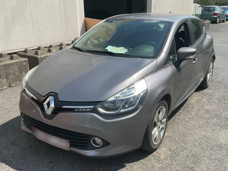 Renault Clio 0.9 Duel 2015 – снимка 1