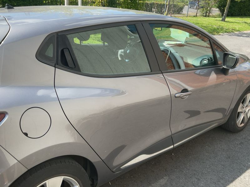 Renault Clio 0.9 Duel 2015 – снимка 10
