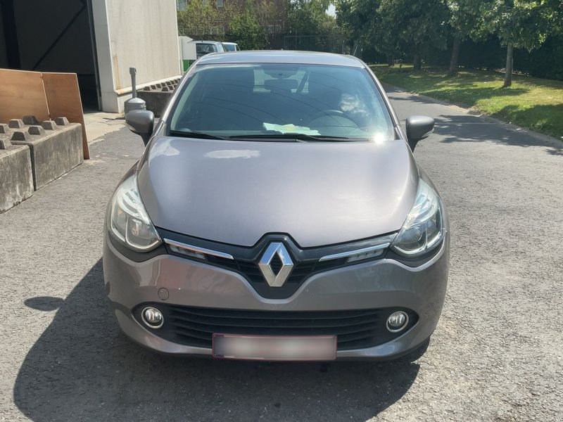 Renault Clio 0.9 Duel 2015 – снимка 14