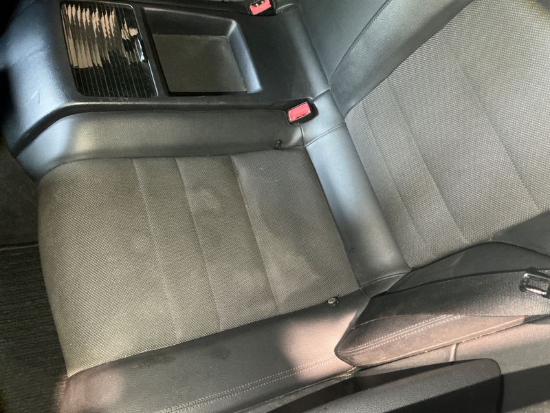 Mercedes-Benz E-Klasse E 250 CDI BlueEfficiency Avantgarde 2011 – снимка 26