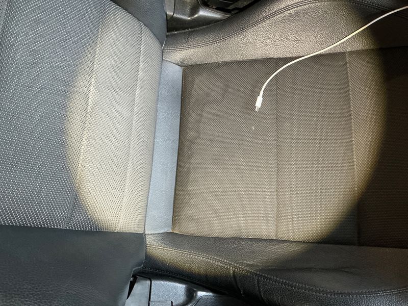 Mercedes-Benz E-Klasse E 250 CDI BlueEfficiency Avantgarde 2011 – снимка 30