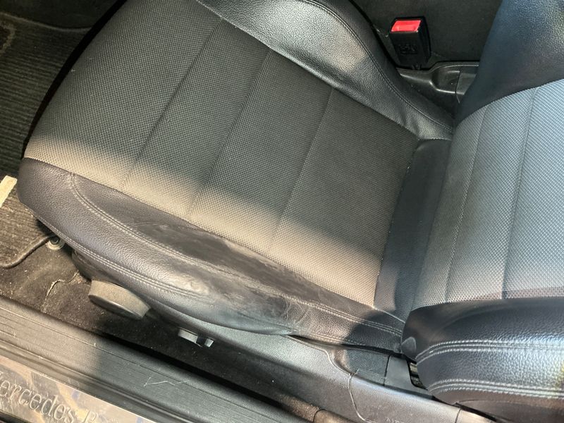 Mercedes-Benz E-Klasse E 250 CDI BlueEfficiency Avantgarde 2011 – снимка 25