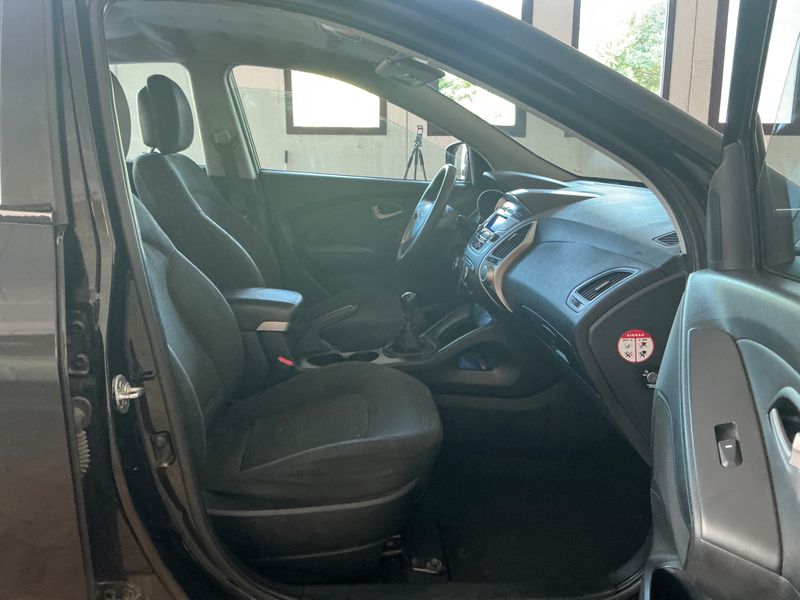 Hyundai ix35 1.7 CRDi Classic 2WD 2012 – снимка 3