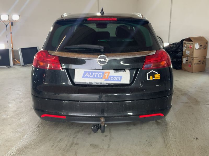 Opel Insignia Sports Tourer 2.0 CDTI Active 4x4 2013 – снимка 7