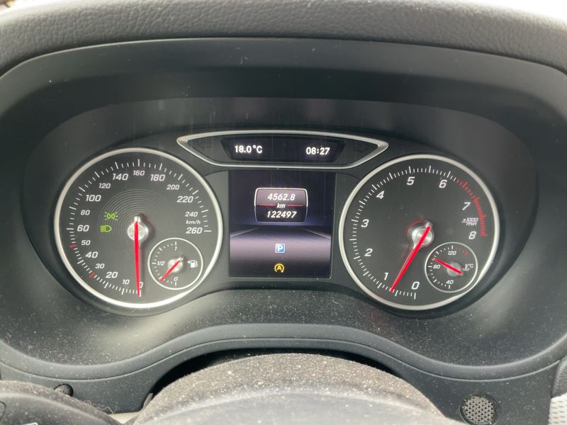Mercedes-Benz B-Klasse B 180 Urban 2015 – снимка 18