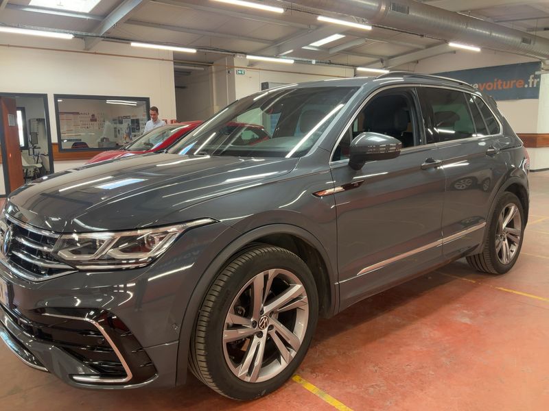 Volkswagen Tiguan 2.0 TDI R-Line 2022 – снимка 2