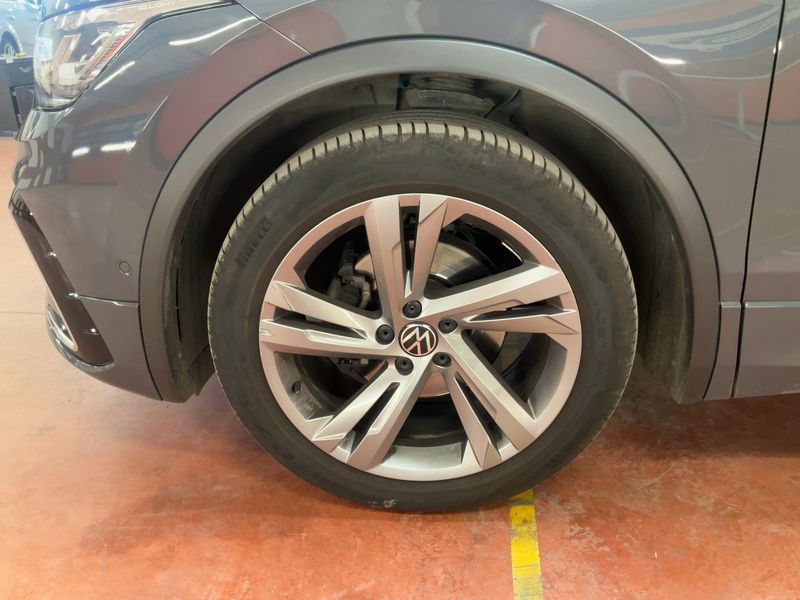 Volkswagen Tiguan 2.0 TDI R-Line 2022 – снимка 3