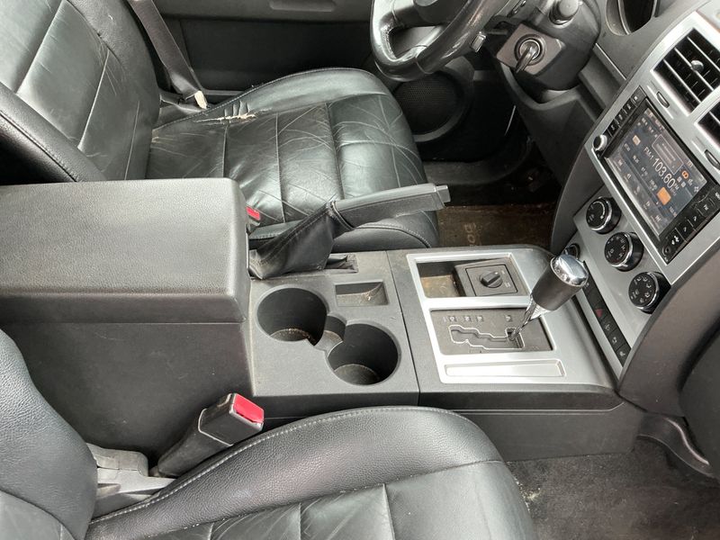 Dodge Nitro 4.0 V6 R/T 2011 – снимка 30